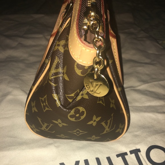 Sold… Sold…. Sold…Authentic LV tivoli pm - Picture 9 of 12